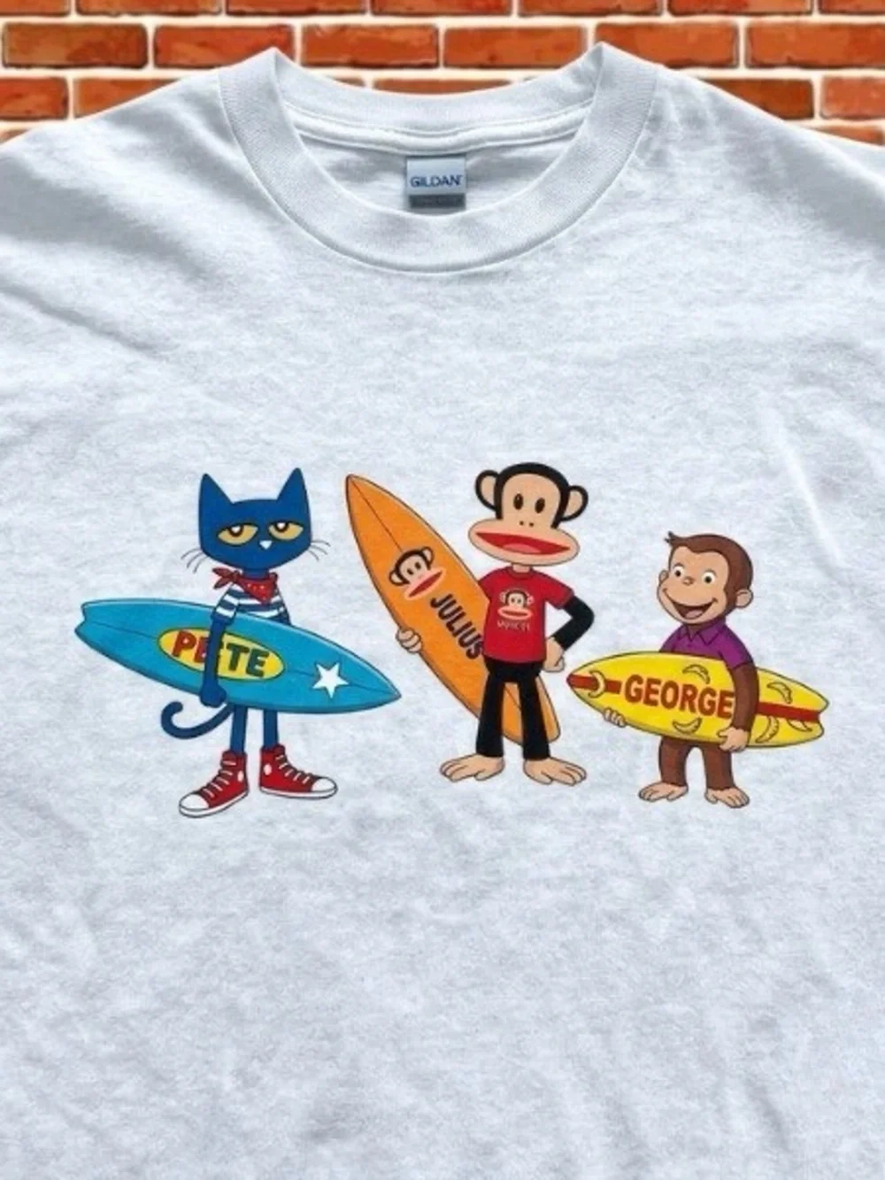 Pete the cat and his friends green graphic tee